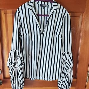 Greyson Black and White Ruched Long Sleeve Blouse